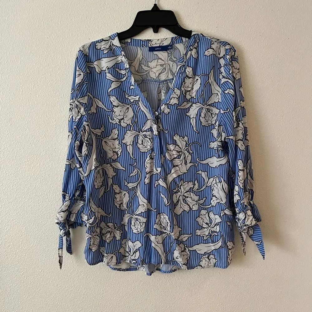 APT 9 Shirt Womens Large Floral Button Up Blouse Top 3/4 Sleeve Blue White L